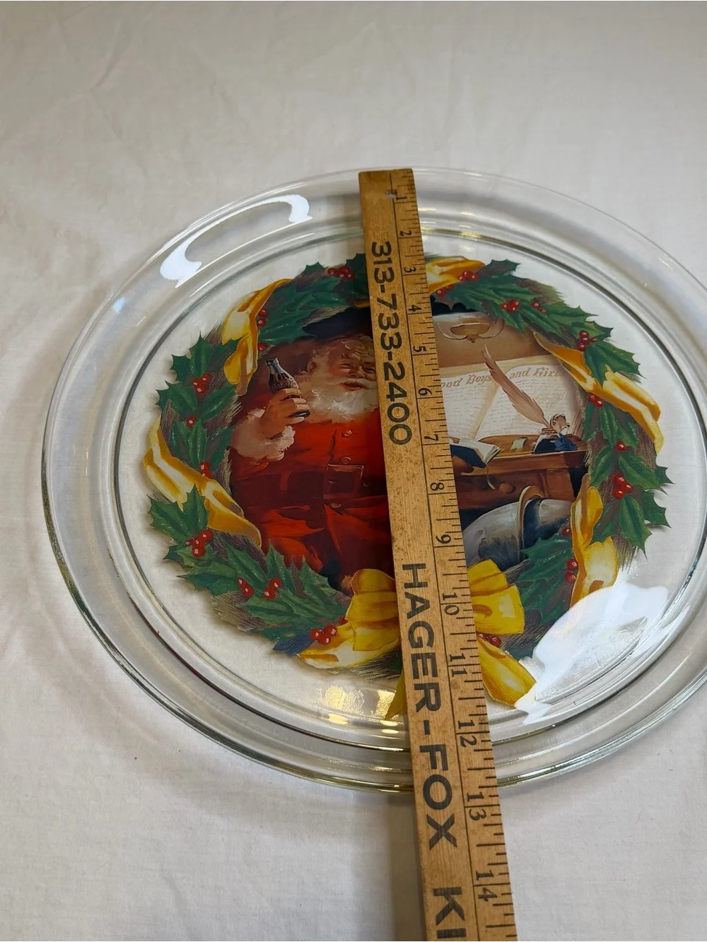 1997 Coca-Cola Santa Platter 13